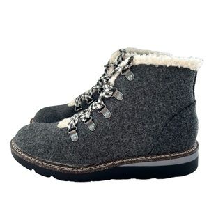 🌟MADDEN NYC Grey Felt Fabric Ankle Booties 9